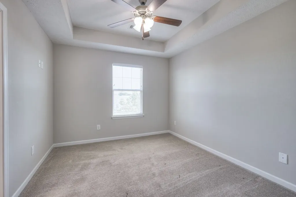 128 Ramsden Avenue La Vergne TN 37086