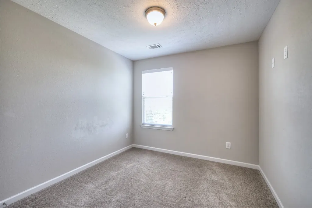 128 Ramsden Avenue La Vergne TN 37086