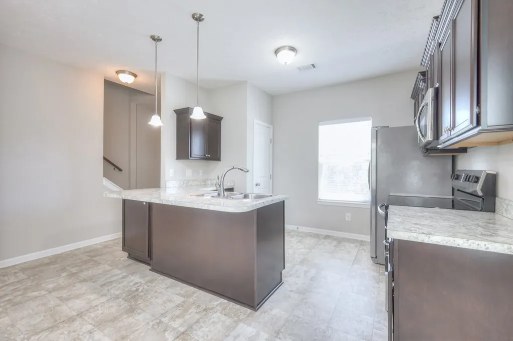 128 Ramsden Avenue La Vergne TN 37086