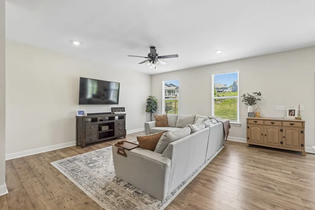 135 John T Alexander Boulevard Hendersonville TN 37075