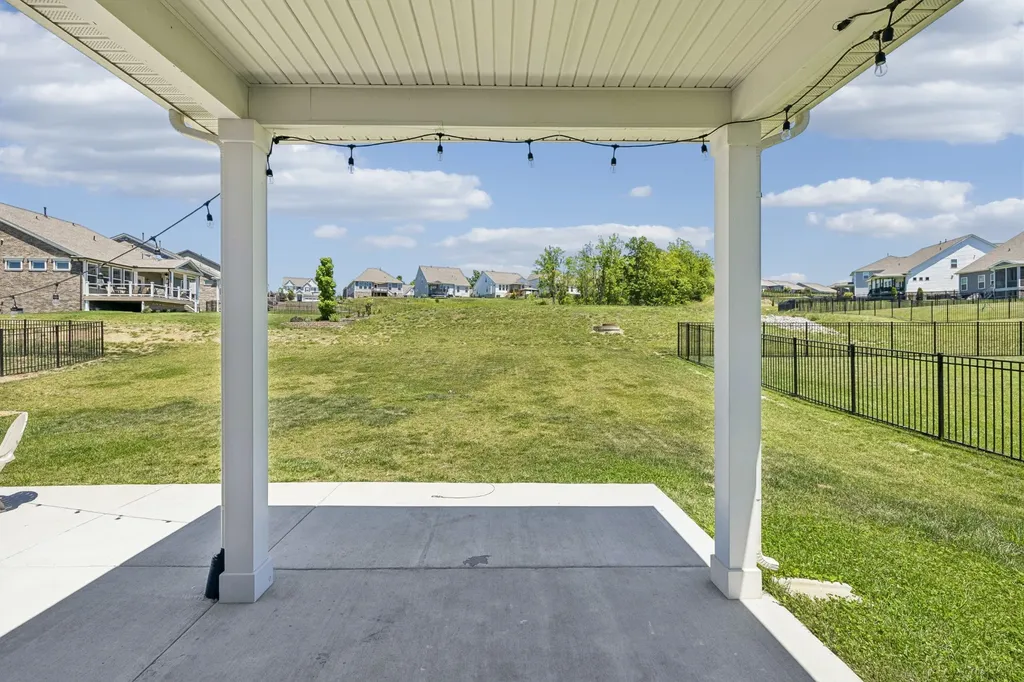 135 John T Alexander Boulevard Hendersonville TN 37075