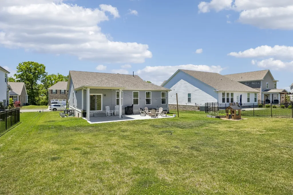 135 John T Alexander Boulevard Hendersonville TN 37075