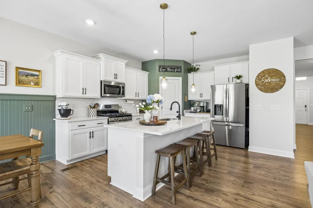 135 John T Alexander Boulevard Hendersonville TN 37075