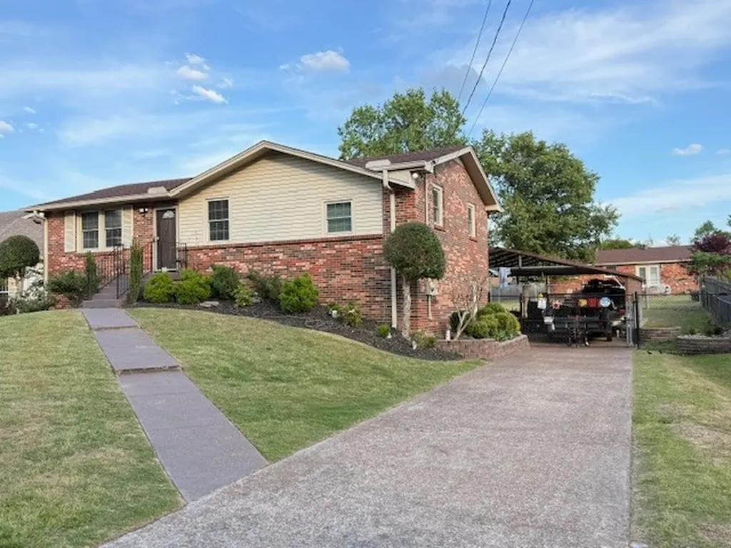 1611 Merritt Street Old Hickory TN 37138