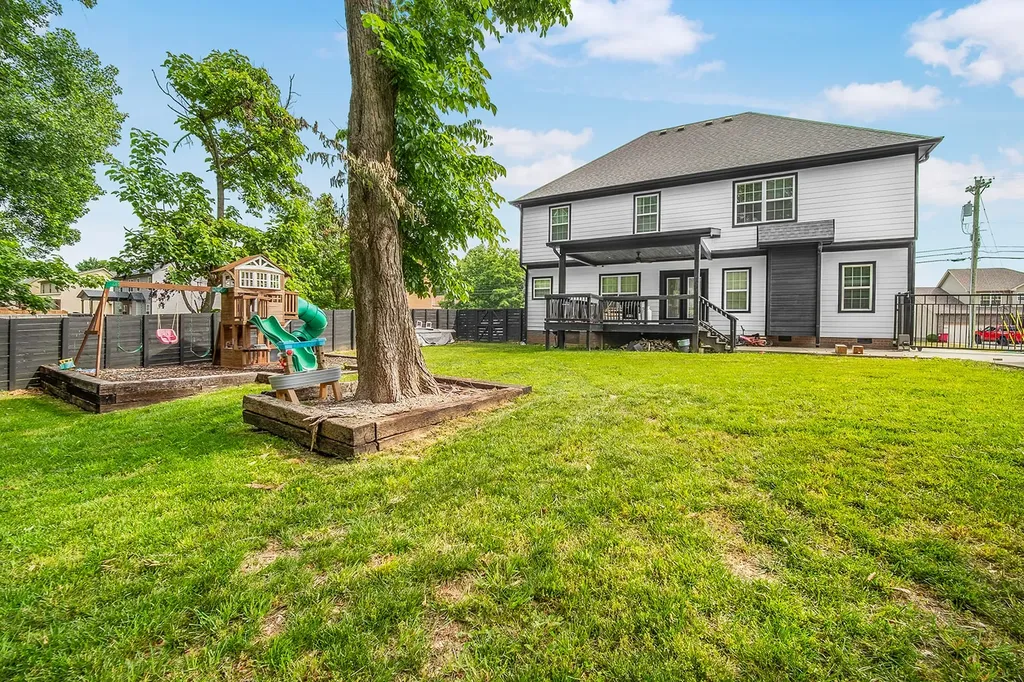 3552 Aurora Drive Clarksville TN 37040