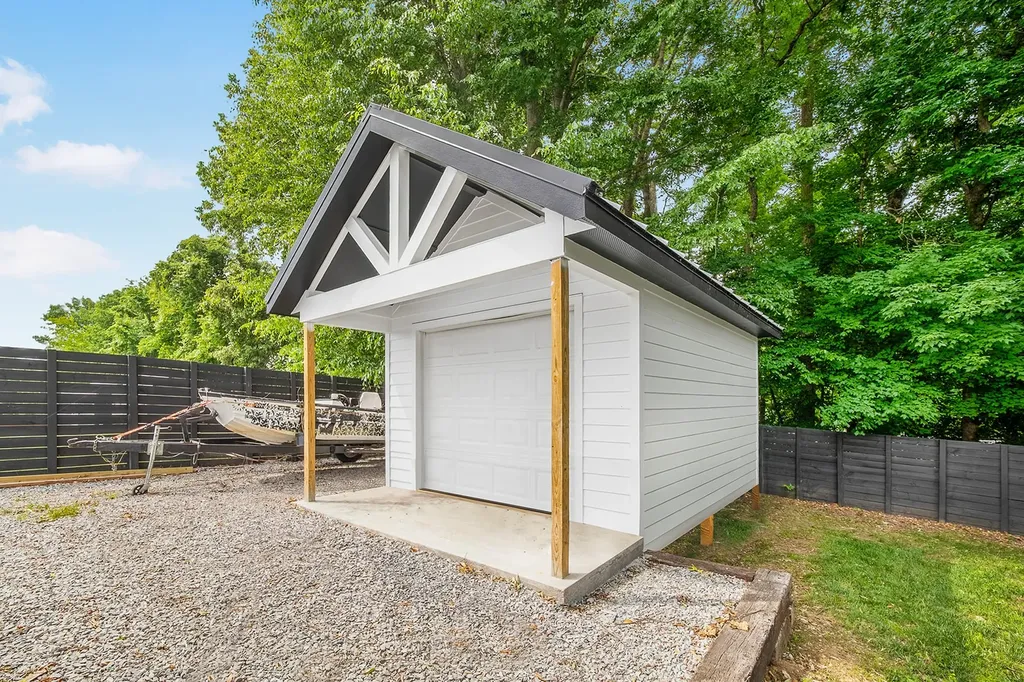 3552 Aurora Drive Clarksville TN 37040