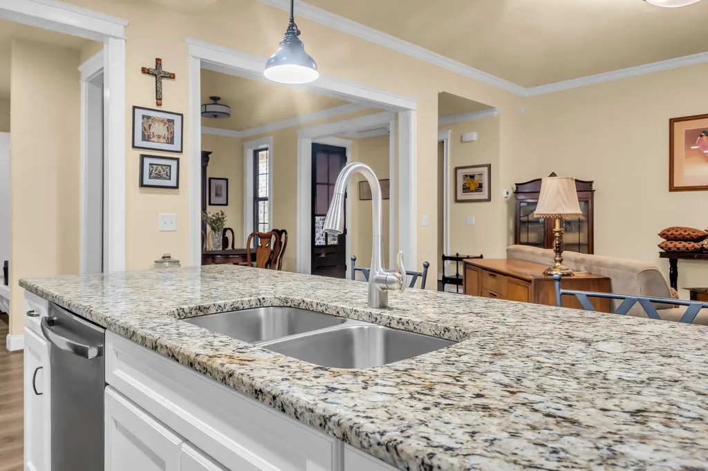 2279 Seven Points Circle Hermitage TN 37076