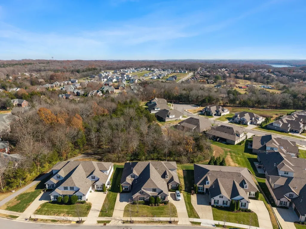 2279 Seven Points Circle Hermitage TN 37076