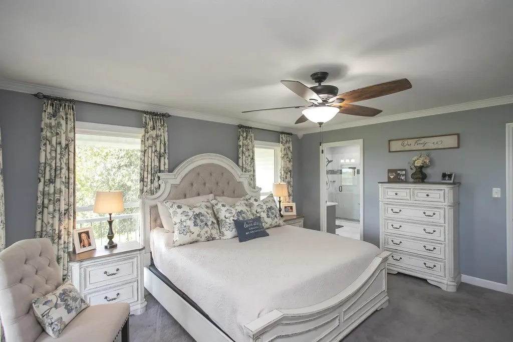 1043 Shelton Road Charlotte TN 37036