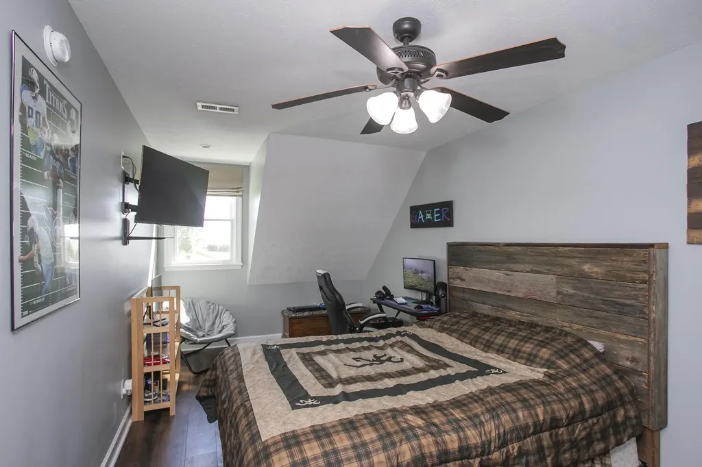 1043 Shelton Road Charlotte TN 37036