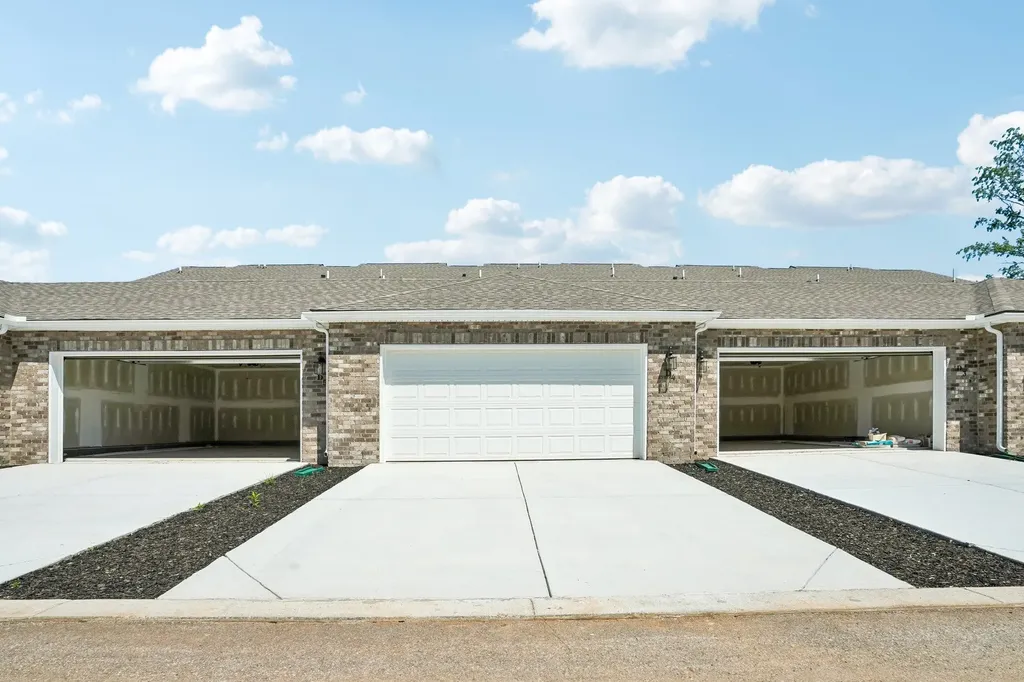 2900 Suzanne Landon Drive Murfreesboro TN 37130