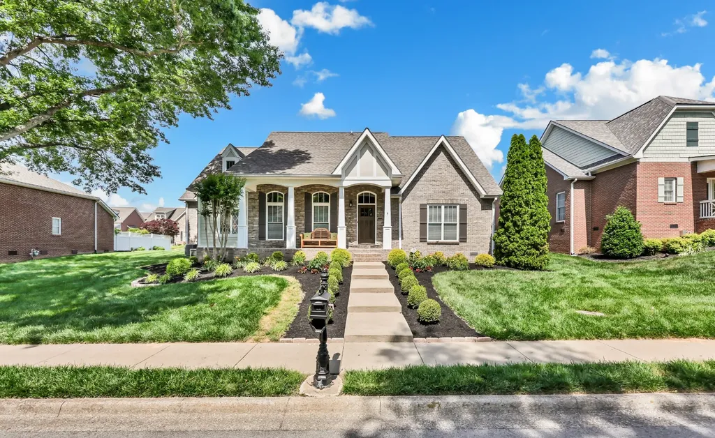 464 Pond Apple Road Clarksville TN 37043