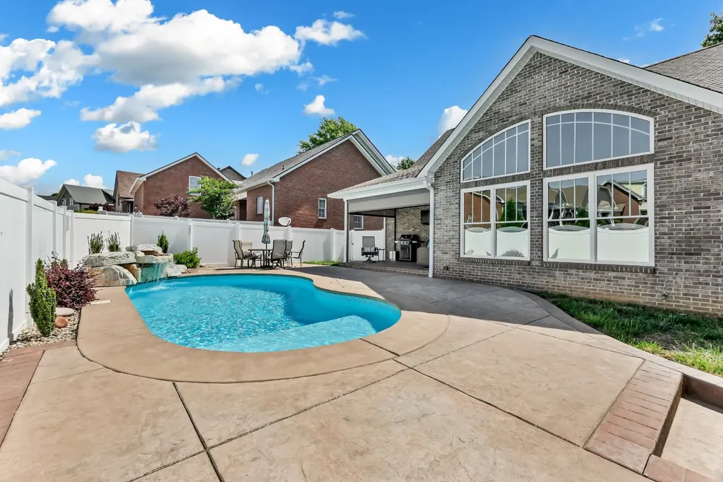 464 Pond Apple Road Clarksville TN 37043