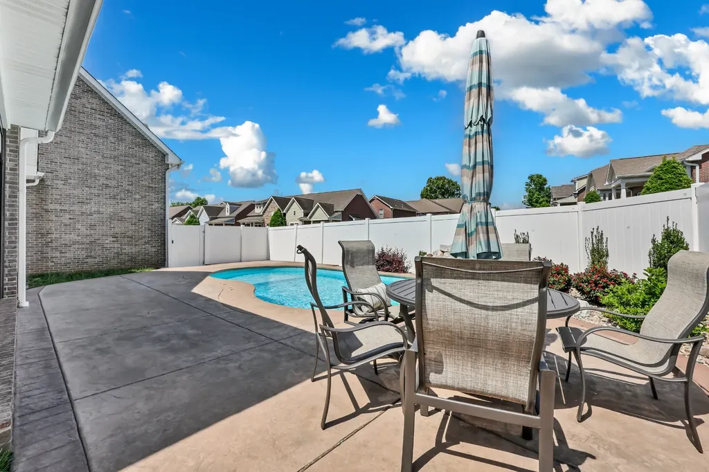 464 Pond Apple Road Clarksville TN 37043