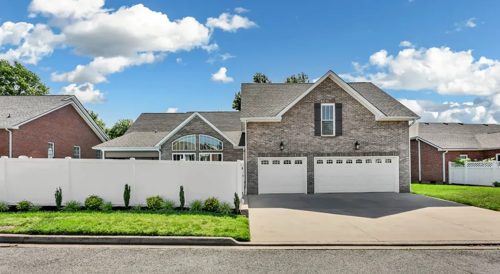 464 Pond Apple Road Clarksville TN 37043