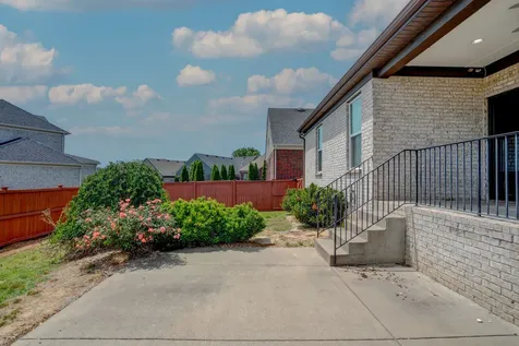 2001 Oliver Drive Mount Juliet TN 37122
