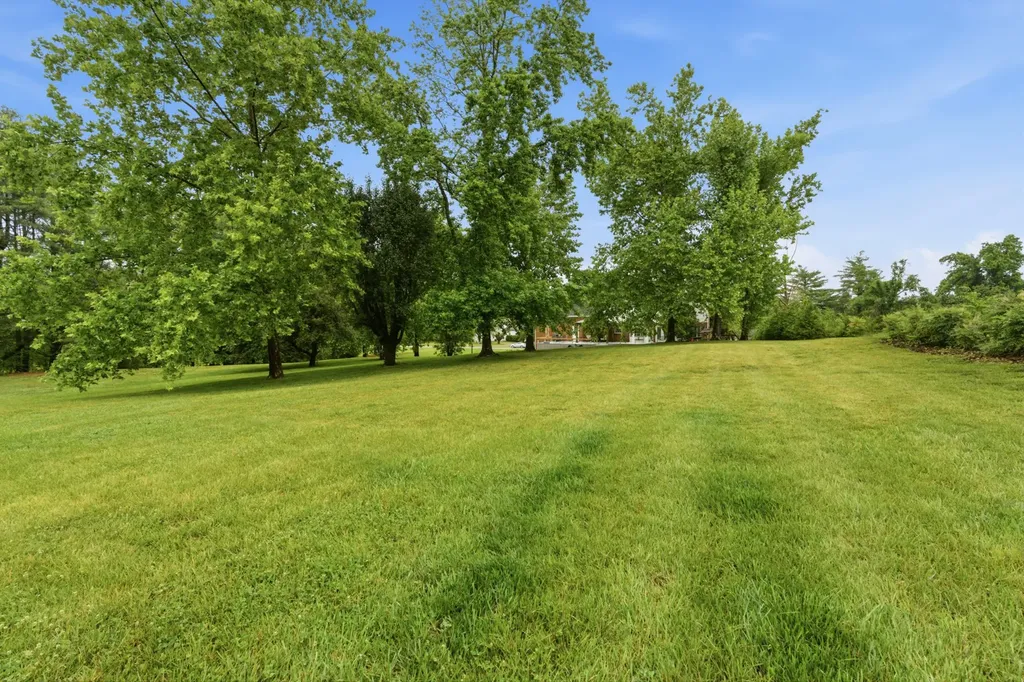 1009 Valley Forge Drive Arrington TN 37014