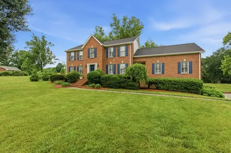 1009 Valley Forge Drive Arrington TN 37014