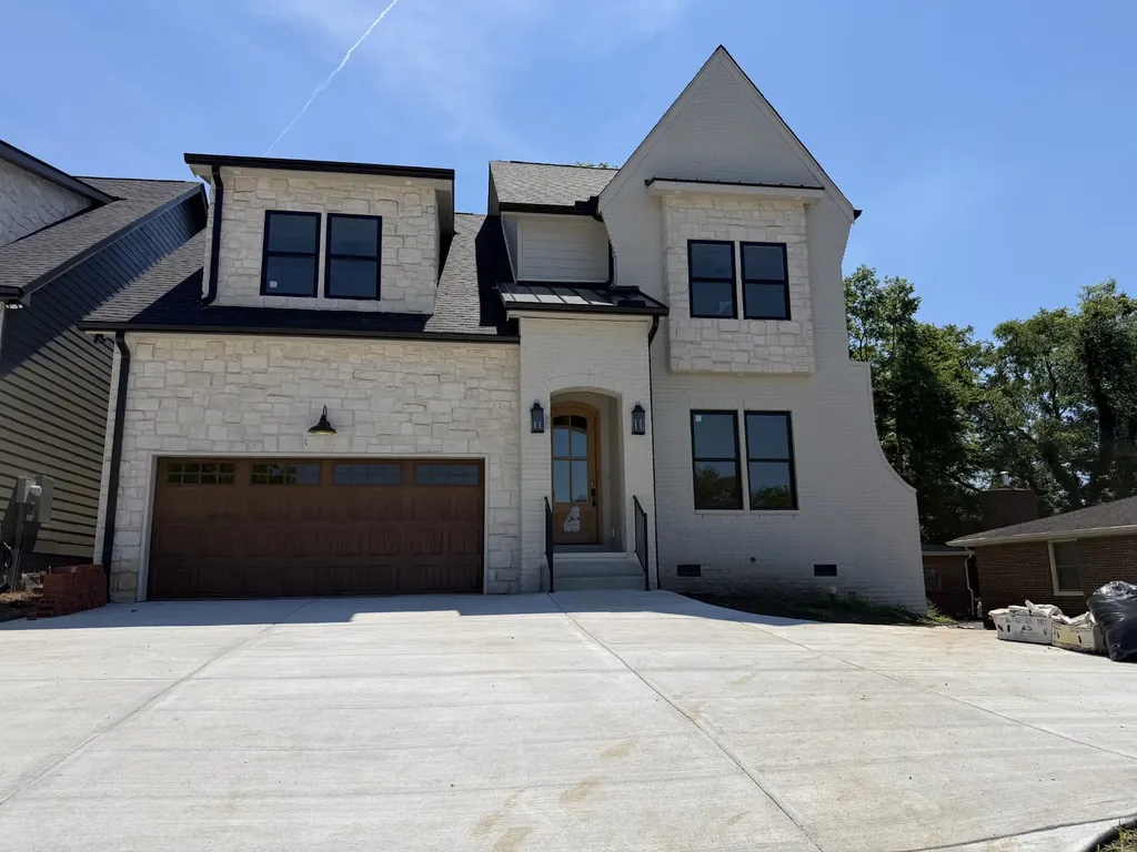 2812 Harriette Court Nashville TN 37206