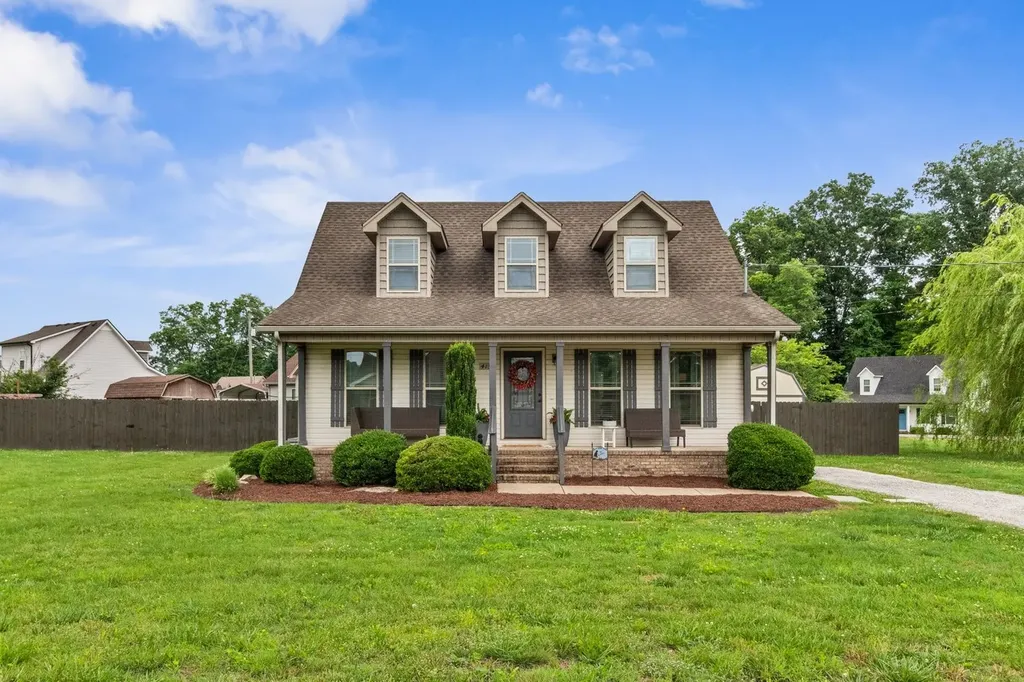 415 Daytona Drive Cornersville TN 37047