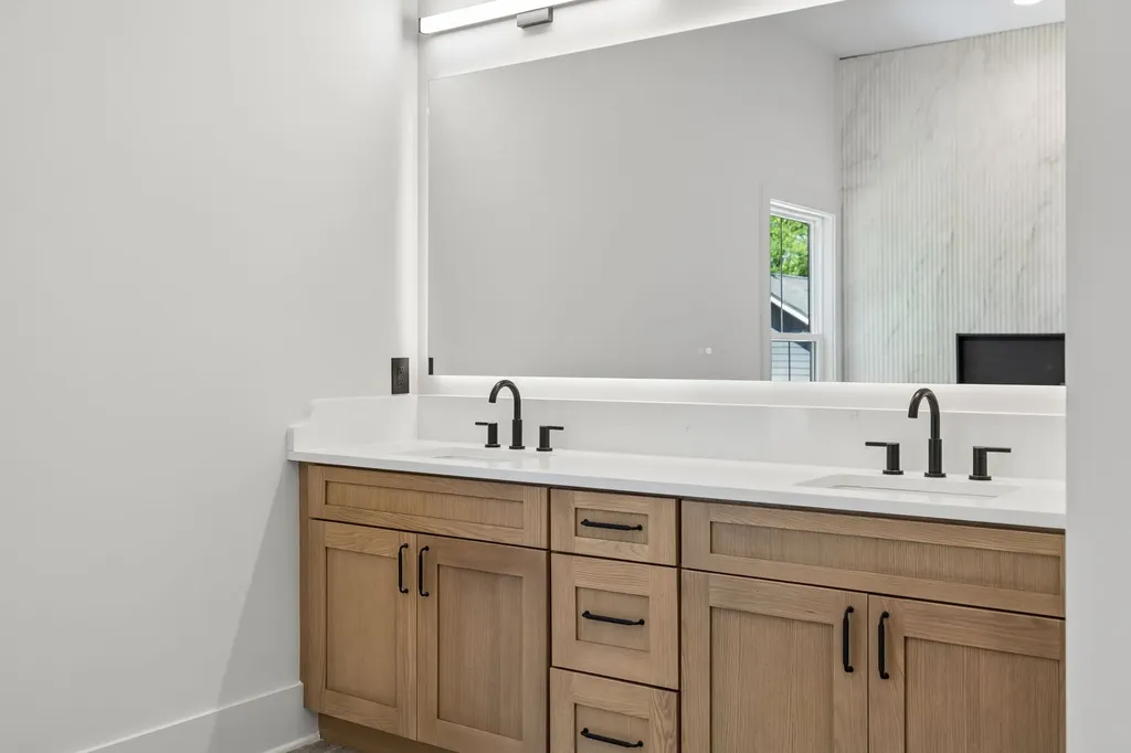 2820A Bronte Avenue Nashville TN 37216