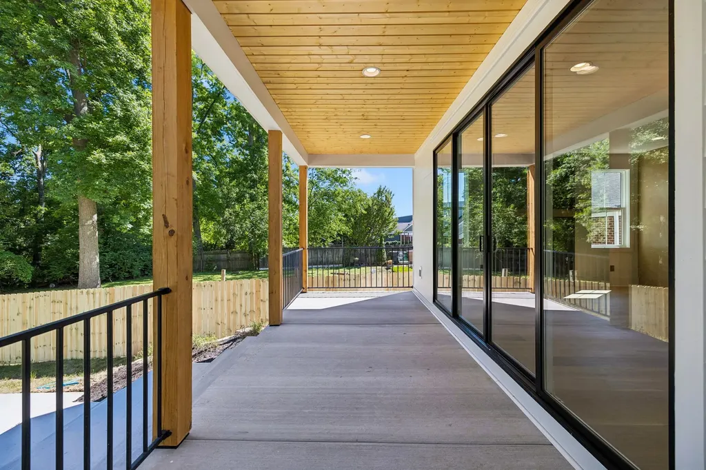 2820A Bronte Avenue Nashville TN 37216