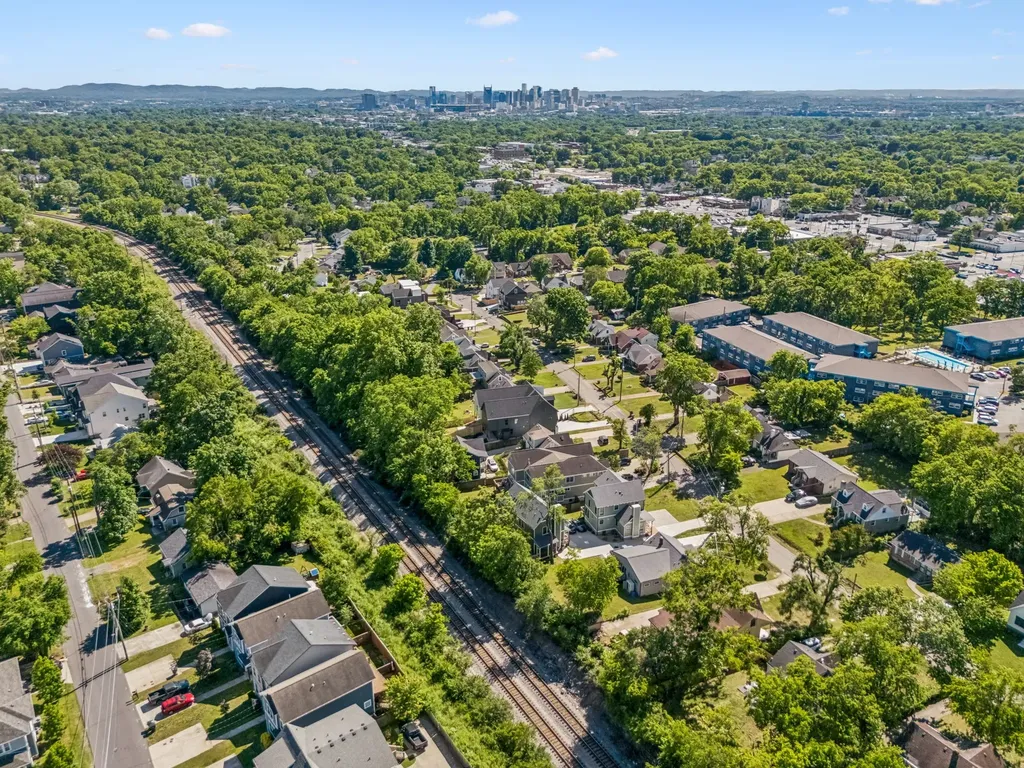2820A Bronte Avenue Nashville TN 37216