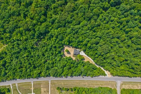 2860 Highway 149 Palmyra TN 37142