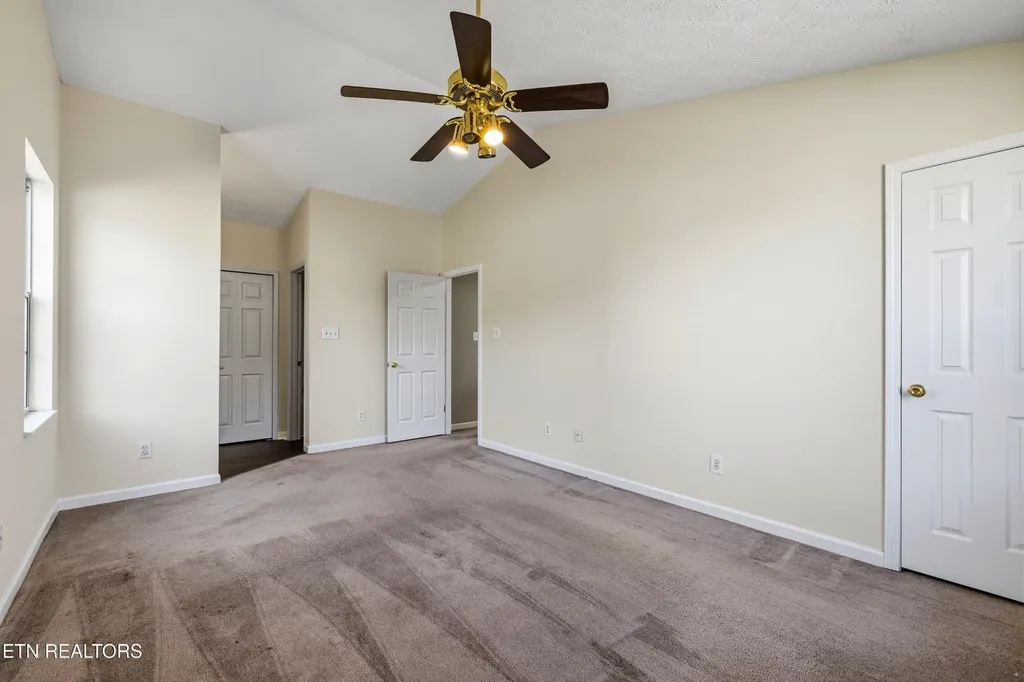 5950 Warrenpark Lane Knoxville TN 37912