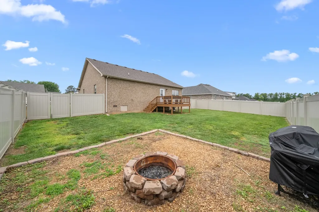 40 Daffodil Drive Tullahoma TN 37388