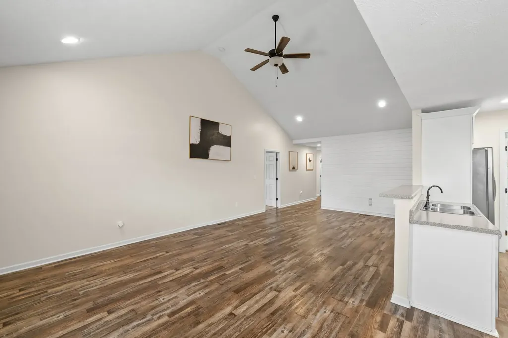 40 Daffodil Drive Tullahoma TN 37388