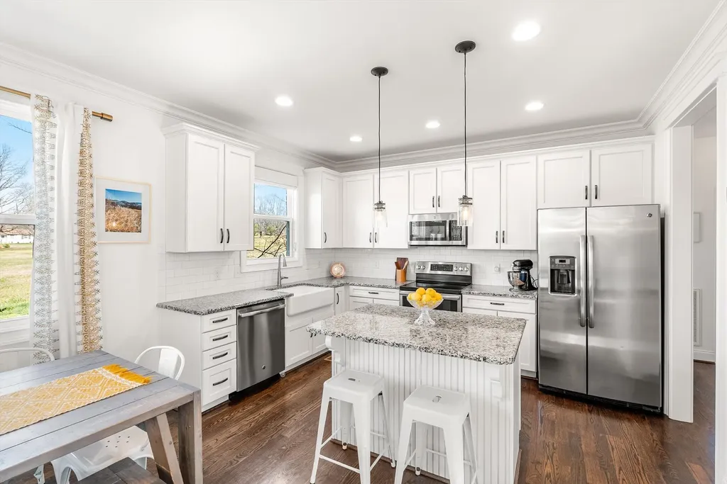 2724 Lakeland Drive Nashville TN 37214