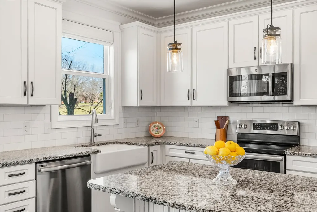 2724 Lakeland Drive Nashville TN 37214