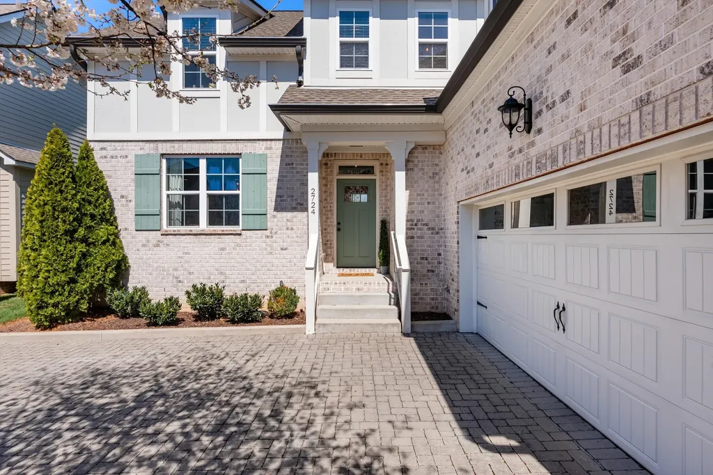 2724 Lakeland Drive Nashville TN 37214