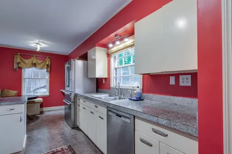 65 Laverne Lane Memphis TN 38117