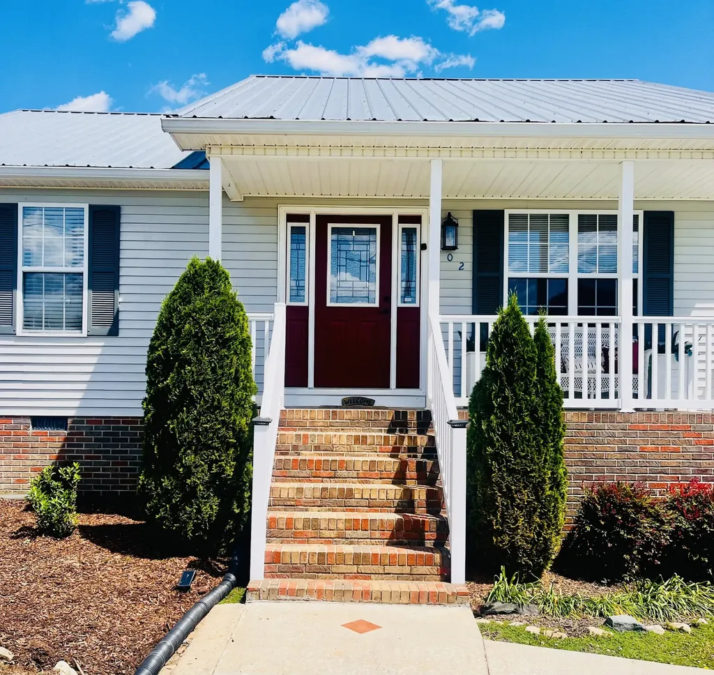 202 Allendale Boulevard Mcminnville TN 37110