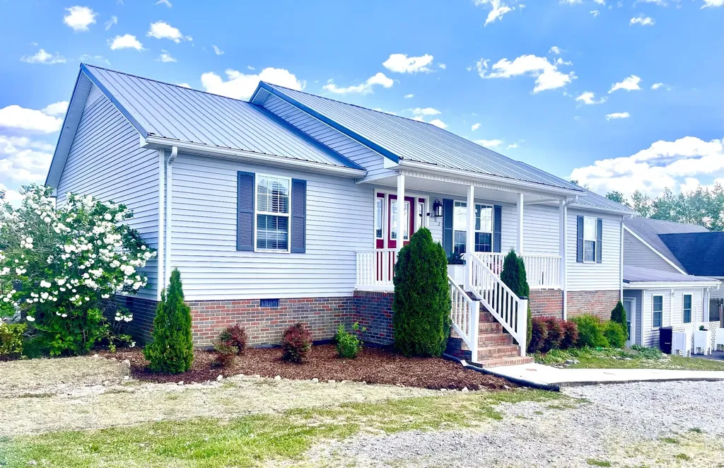 202 Allendale Boulevard Mcminnville TN 37110