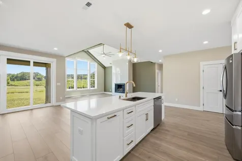 349 Clubhouse Drive Jasper TN 37347