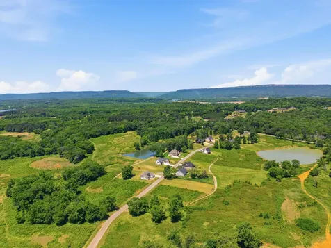 349 Clubhouse Drive Jasper TN 37347