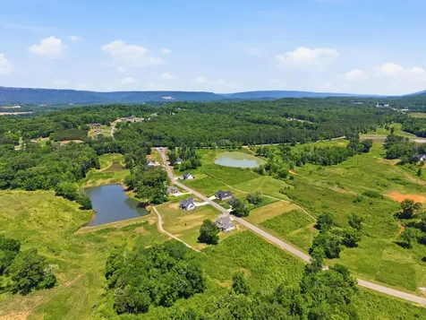 349 Clubhouse Drive Jasper TN 37347