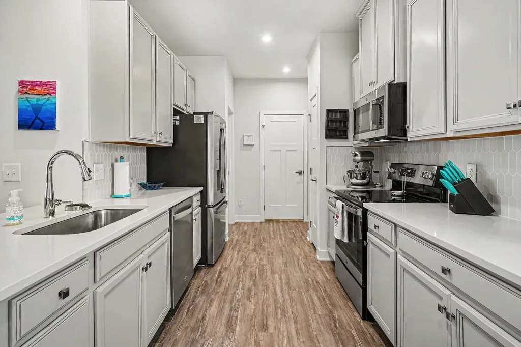 404 S Downs Circle Goodlettsville TN 37072