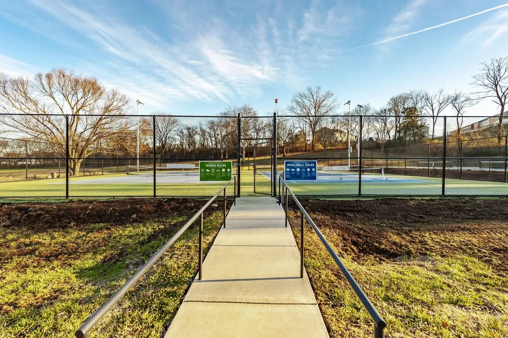 404 S Downs Circle Goodlettsville TN 37072