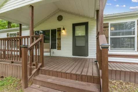 46 Lakeshore Drive Beechgrove TN 37018