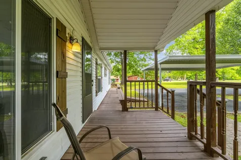 46 Lakeshore Drive Beechgrove TN 37018