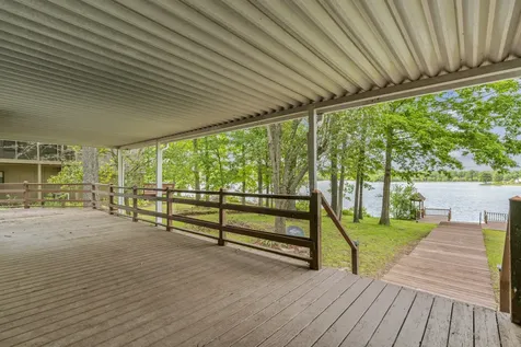 46 Lakeshore Drive Beechgrove TN 37018