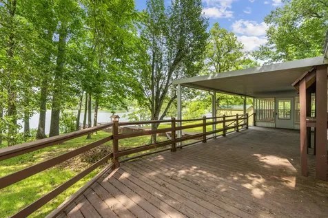 46 Lakeshore Drive Beechgrove TN 37018