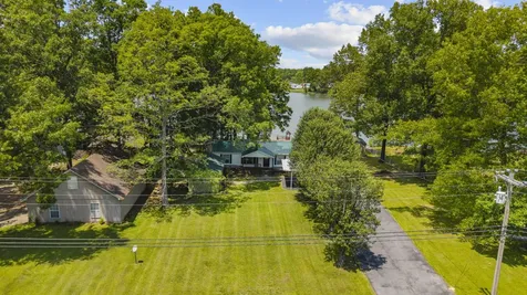 46 Lakeshore Drive Beechgrove TN 37018