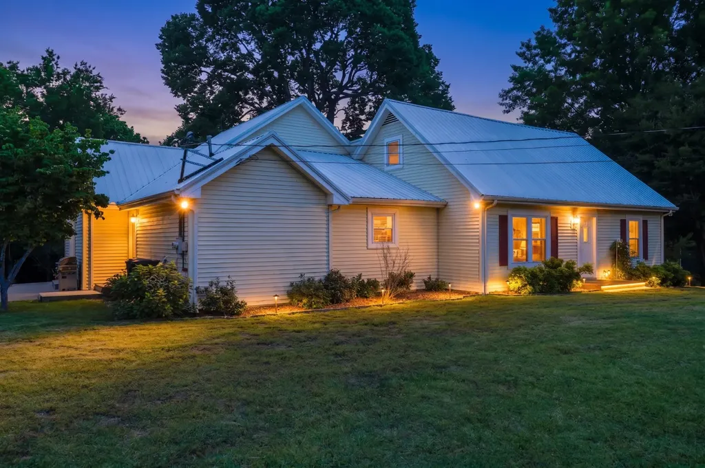 129 Oakland Drive Gallatin TN 37066