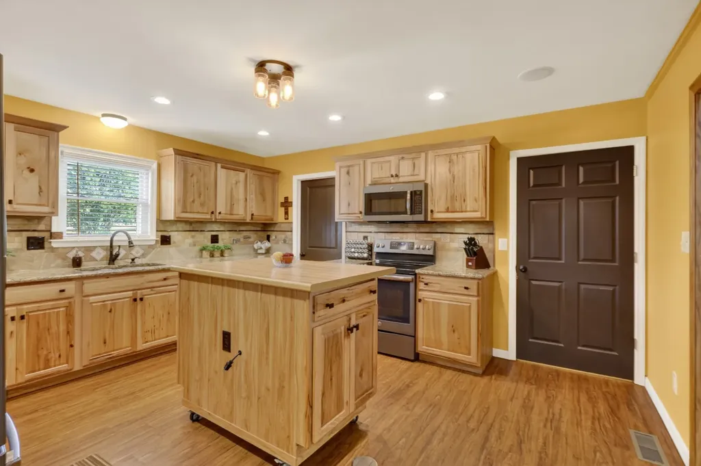 129 Oakland Drive Gallatin TN 37066