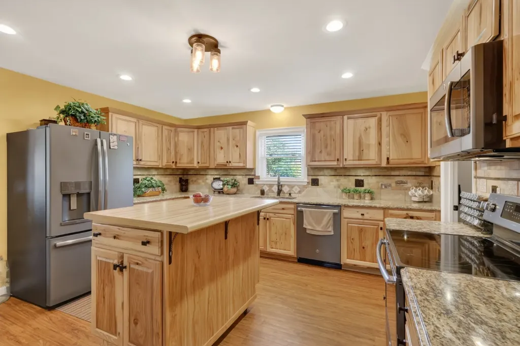 129 Oakland Drive Gallatin TN 37066
